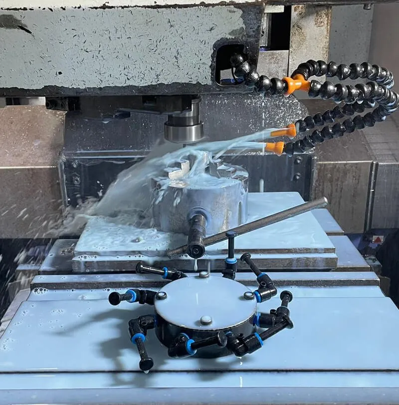 Vertical machining centre with a component clamped on the table